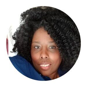 Meet your Posher, Cecile